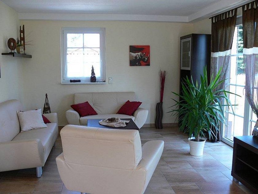 Musterhaus in 04683 Belgershain, OT Threna_Wohnzimmer Musterhaus in 04683 Belgershain, OT Threna_Wohnzimmer